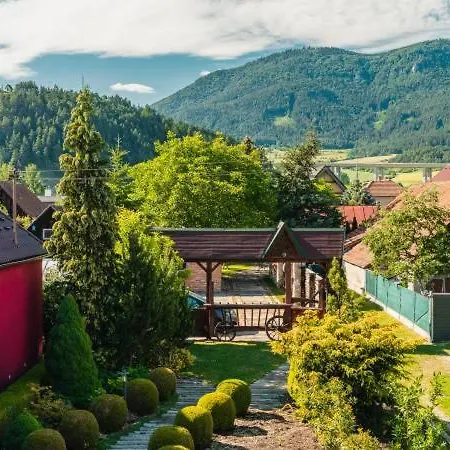 Апартаменты Studiovy - 2 Spalne 2 Kupelne Бешенёва