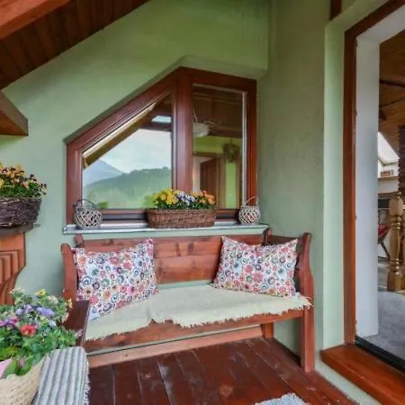 Studiovy - 2 Spalne 2 Kupelne Бешенёва