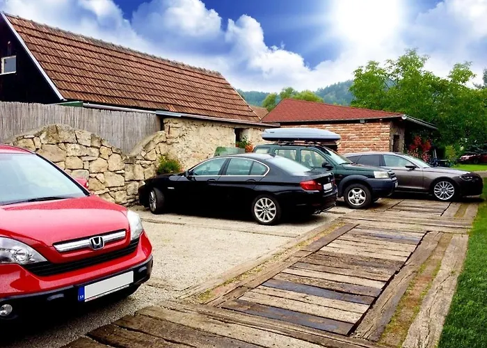 Apartman Studiovy - 2 Spalne 2 Kupelne Bešeňová