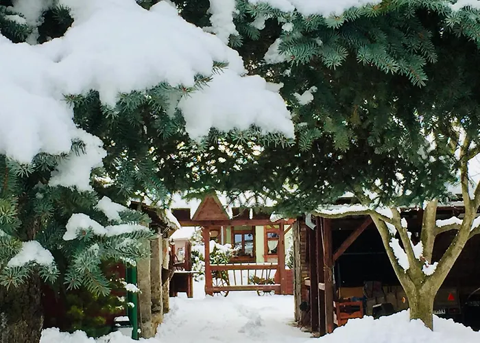 Studiovy - 2 Spalne 2 Kupelne Bešeňová