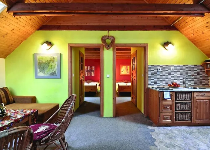 Apartman Studiovy - 2 Spalne 2 Kupelne Bešeňová